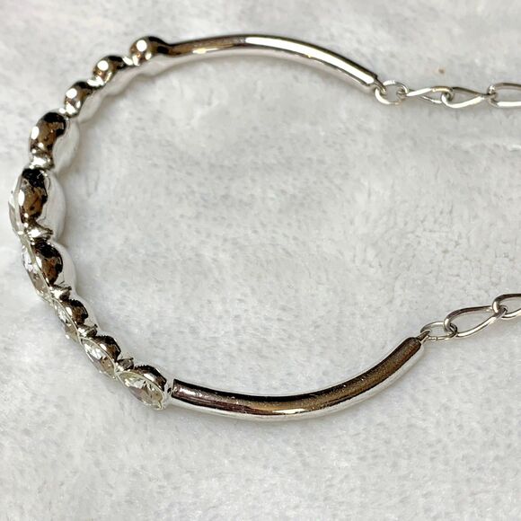 Swarovski Heartstone Bracelet 827545 Silver Hearts *Missing 1 Heart Crystal* - Picture 4 of 13